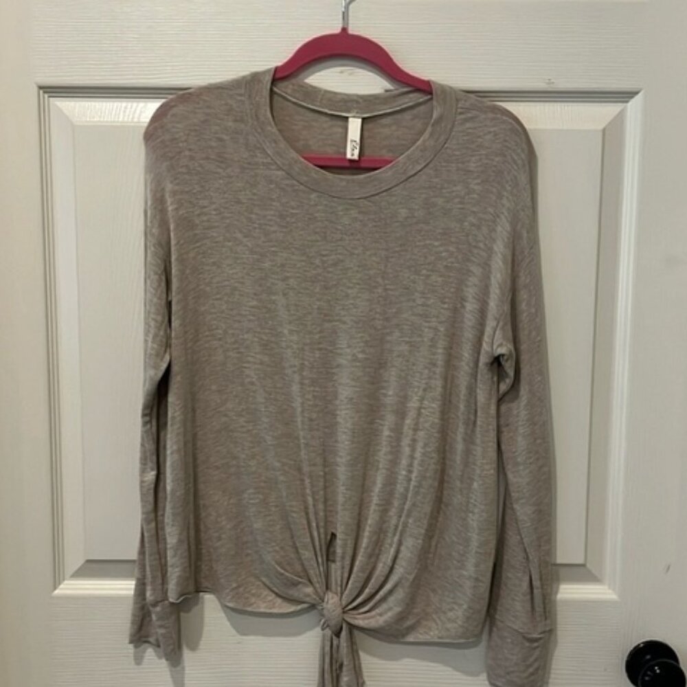 Elan front tie sweater, medium